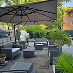 Rosa 3*