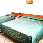 Rosa 3*