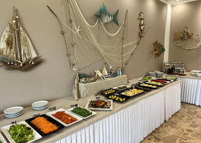 Ξενοδοχείο Rosa 3*